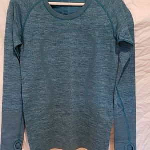 Lululemon - Swiftly Tech Long Sleeve Shirt